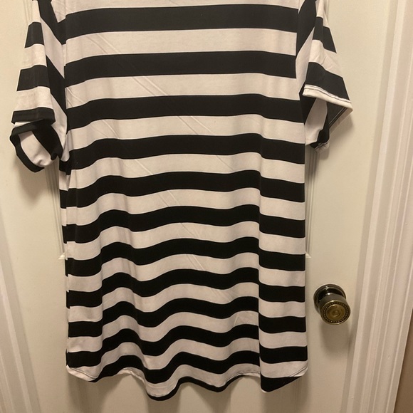 LLR Black and White Striped Classic T Size 2Xl - Picture 4 of 4